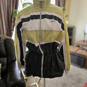 Nike WinenColorblock Jacket - Green, White, Black